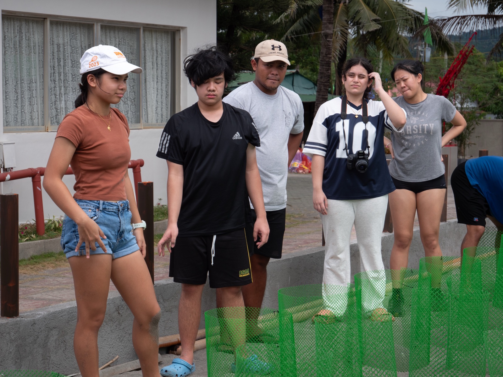 Students at Bataan Sea Turtles, photo 6 of 8